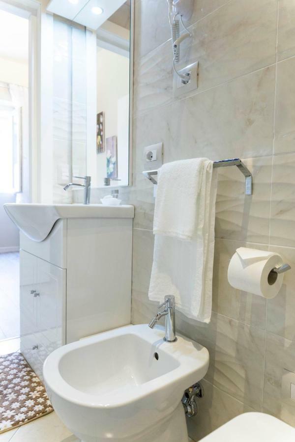Appartement Vasari - Near Smn Station *